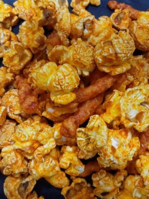 HOT CHEETOS